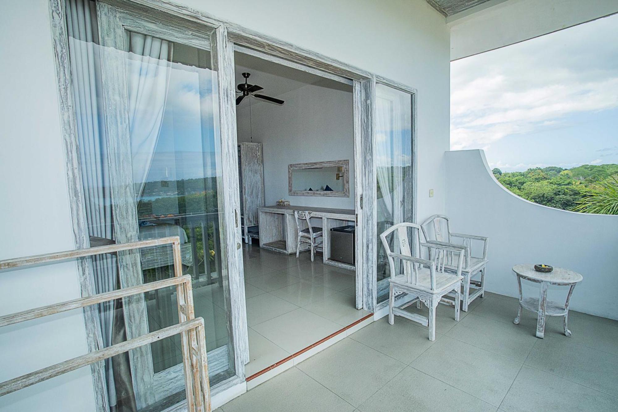 Sea View Lembongan 3*